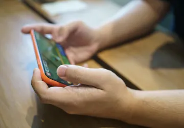 Některé mobilní hry mohou být nebezpečné. Některé mobilní hry mohou být nebezpečné.