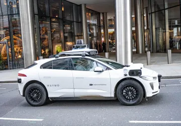 Autonomní vozidla se již testují například v Londýně. Autonomní vozidla se již testují například v Londýně.