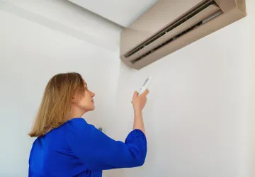 Domácnosti hledají rychlá řešení, která nevyžadují stavební zásahy, jako je tomu u klimatizací.
