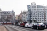 Říjen bývá v Praze obecně měsícem s velmi silným automobilovým provozem. Říjen bývá v Praze obecně měsícem s velmi silným automobilovým provozem.