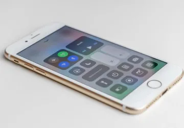 Pokud máte Bluetooth zapnutý, můžete být vystaveni útoku.