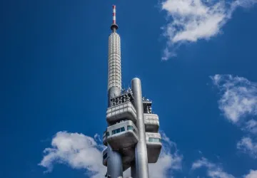 V některých městech nepůjde v blízké době televizní vysílání. V některých městech nepůjde v blízké době televizní vysílání.