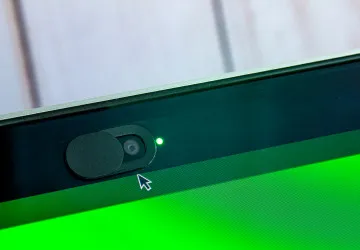 Plastová krytka není řešením, varují odborníci. Plastová krytka není řešením, varují odborníci.