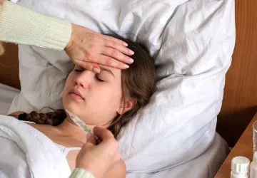 Když dítě onemocní, může rodič místo dovolené čerpat ošetřovné Když dítě onemocní, může rodič místo dovolené čerpat ošetřovné