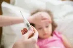 Když dítě onemocní, rodič má nárok na placené volno v podobě ošetřovného Když dítě onemocní, rodič má nárok na placené volno v podobě ošetřovného