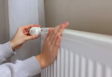 Odvzdušnění nepomáhá? Problém může být jinde