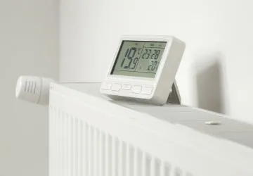 Zahájení topné sezóny vyžaduje kontrolu a správné nastavení radiátorů v jednotlivých místnostech. Zahájení topné sezóny vyžaduje kontrolu a správné nastavení radiátorů v jednotlivých místnostech.