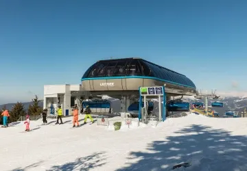 Špindlerův Mlýn oznámil nový ceník na nadcházející lyžařskou sezónu. Špindlerův Mlýn oznámil nový ceník na nadcházející lyžařskou sezónu.