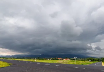 Při bouřce vypojte některé spotřebiče ze zásuvky