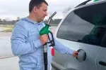 Alena Schillerová potěšila motoristy