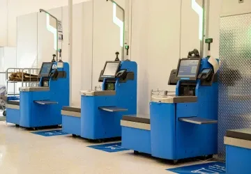 Samoobslužné pokladny v řadě provozů končí, nahrazuje je chytřejší technologie.