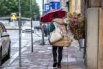 Slunečné a tropické dny na začátku září postupně vystřídá chladnější počasí s častějšími dešti.