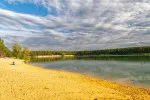 Jezero Lhota se pyšní krásně čistou vodou
