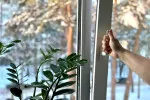 Větrání "na ventilačku" není v zimě vhodné používat. Větrání "na ventilačku" není v zimě vhodné používat.