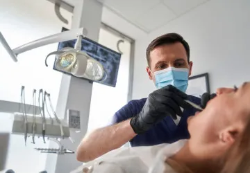 Pojišťovny začaly hradit bílé plomby Pojišťovny začaly hradit bílé plomby