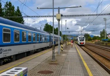 Kvůli zpožděnému vlaku nemusíte stihnout odlet na dovolenou