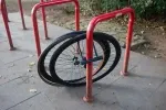 Při pátrání po kradeném kole může pomoci určitý trik. 