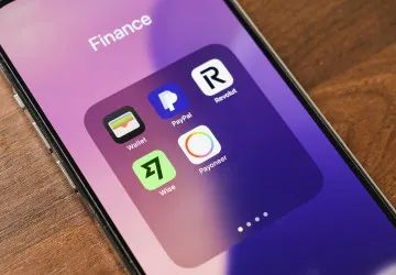 Každá instalovaná aplikace může získat desítky různých oprávnění.