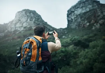 Pozor na sdílení fotek, společně s nimi můžete ukázat cenné informace. Pozor na sdílení fotek, společně s nimi můžete ukázat cenné informace.
