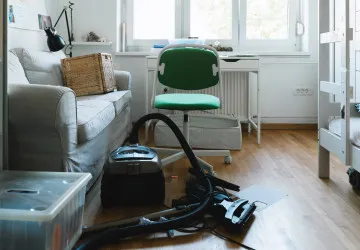 Při ztrátě sacího výkonu není hned nutné kupovat nový vysavač – v drtivé většině případů jde o snadno řešitelný problém. Při ztrátě sacího výkonu není hned nutné kupovat nový vysavač – v drtivé většině případů jde o snadno řešitelný problém.