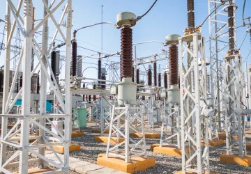 Výpadky energetických sítí kvůli elektromobilům jsou jen katastrofická představa