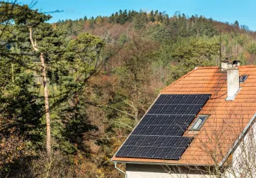 Tento tarif se hodí třeba pro domácnosti s vlastními fotovoltaickými panely. Tento tarif se hodí třeba pro domácnosti s vlastními fotovoltaickými panely.