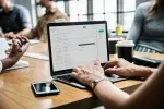 AI může procházet vaše e-maily a spravovat soubory i bez dalšího schválení