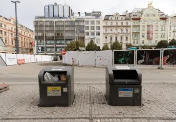 Praha investovala do podzemních kontejnerů miliony, aby nekazily vzhled ulic Praha investovala do podzemních kontejnerů miliony, aby nekazily vzhled ulic