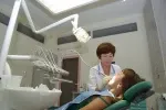 Za čísly o platech zubařů se skrývá mnohem pestřejší realita