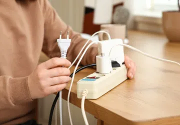 Češi nahrazují tradiční prodlužovací kabely za jiné. 