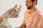 Očkování proti chřipce může rodinu se dvěma dětmi stát několik tisíc korun Očkování proti chřipce může rodinu se dvěma dětmi stát několik tisíc korun