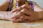 Důchodci mají poslední možnost zbavit se vysokých dluhů