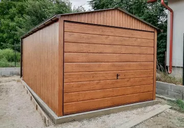 Stále více lidí volí alternativu v podobě levných montovaných garáží.