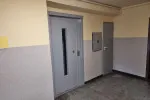 Staré výtahy jsou nebezpečné a nesplňují normy.