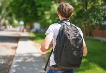 Studenti mohou vykonávat brigádu pouze za určitých podmínek.