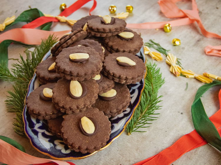 Správné uskladnění je pro chuť vánočního cukroví klíčové. 