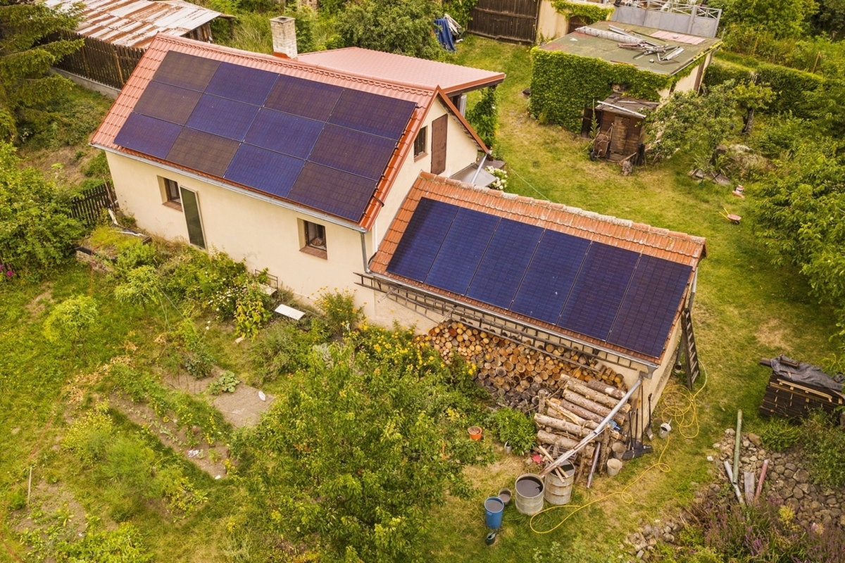 Fotovoltaické elektrárny jsou v poslední době velmi oblíbené. 