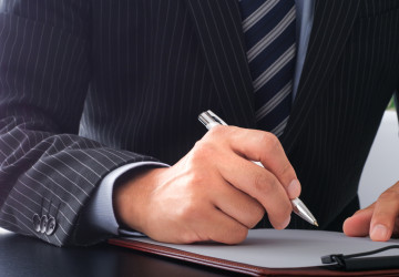 Zákony hovoří jasně.