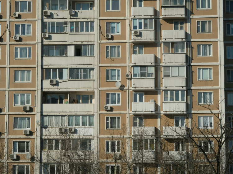 Tepelné čerpadlo nemusí být problém ani v panelovém domě, ukazují zkušenosti