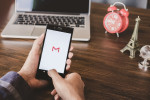 Práce v prostředí Gmail může být jednodušší, ať už se jedná o počítač, nebo mobilní telefon.