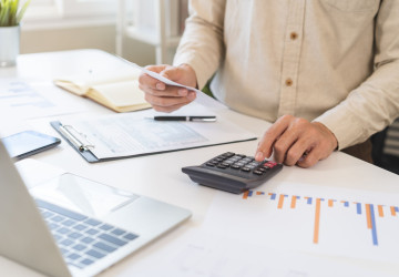 Zálohy na zdravotní a sociální pojištění pro OSVČ dramaticky rostou. Zálohy na zdravotní a sociální pojištění pro OSVČ dramaticky rostou.