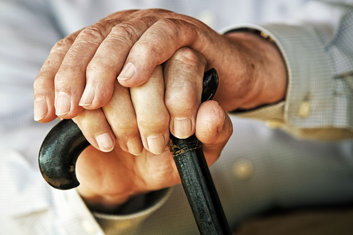 Mnoho seniorů potřebuje péči, ale o příspěvek nepožádají. 