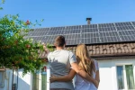 (Nejen) manželské páry mohou výrazně snížit výdaje díky bydlení v ekologickém domě