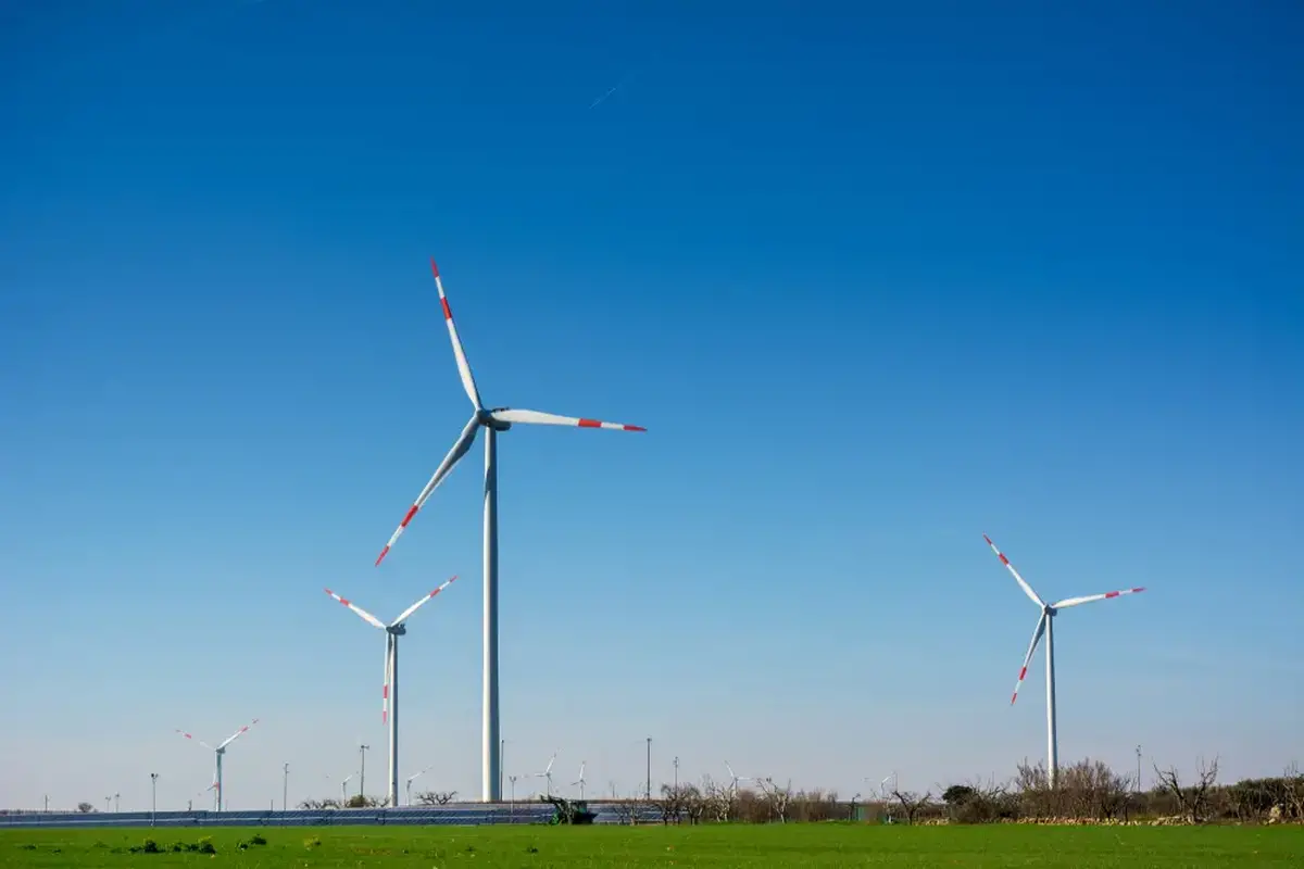 Větrné elektrárny mají stát v akceleračních zónách, kde bude povolování jednodušší Větrné elektrárny mají stát v akceleračních zónách, kde bude povolování jednodušší