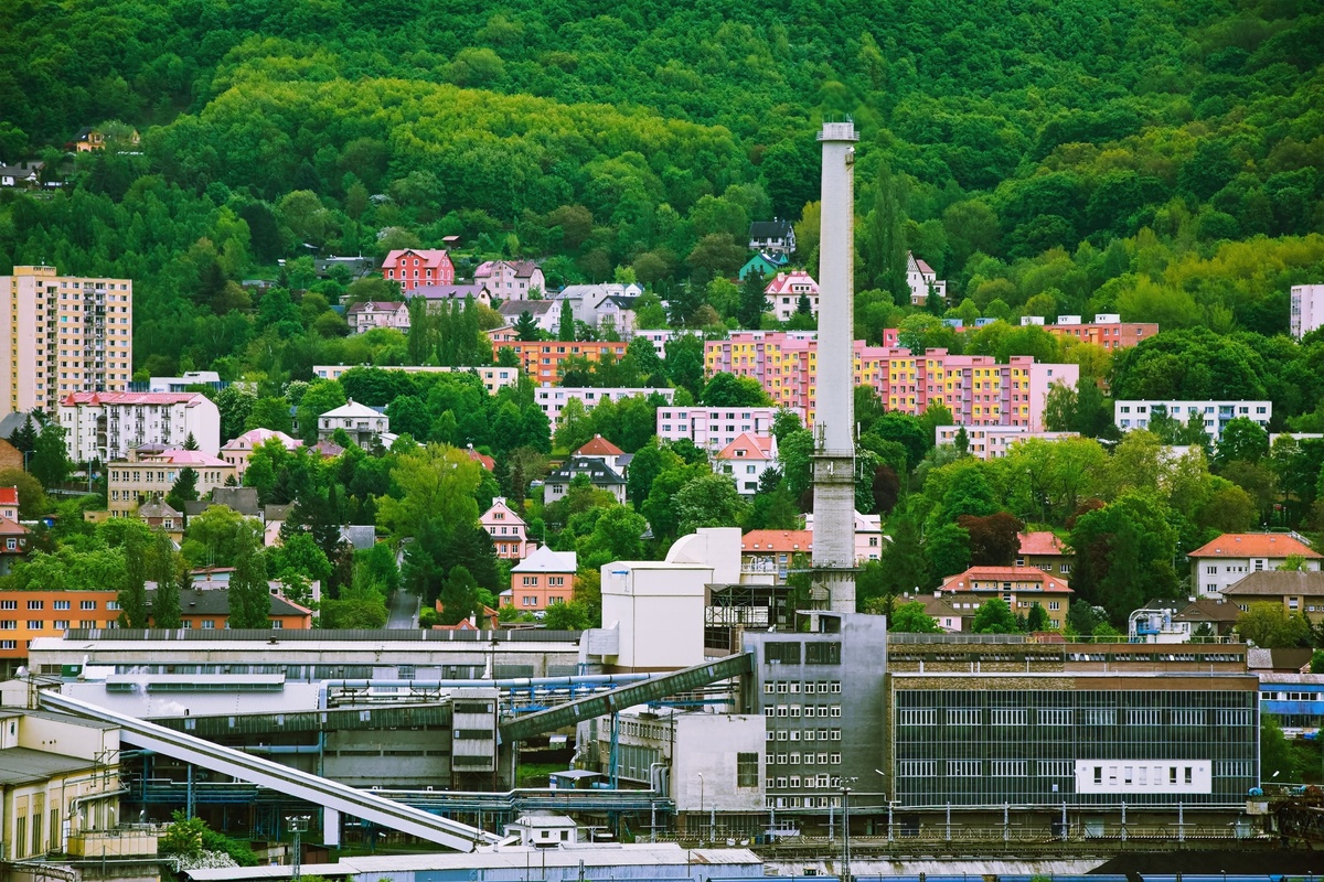Vzniknou v chudém regionu tisíce pracovních míst? Vzniknou v chudém regionu tisíce pracovních míst?