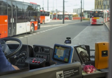 Dopravní komplikace v Praze zasáhnou desítky linek