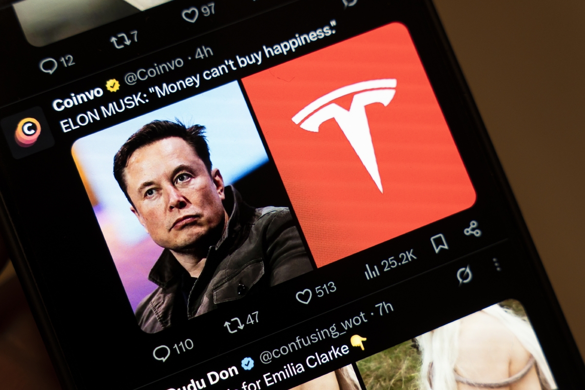 Elon Musk je člověk opředený značnou kontroverzí. Rozpaky budí i jeho plán na osídlení Marsu. Elon Musk je člověk opředený značnou kontroverzí. Rozpaky budí i jeho plán na osídlení Marsu.