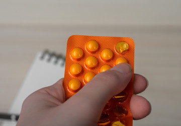 Mnoho lidí si neuvědomuje, že vstřebávání vitamínů může ovlivnit i denní doba, kdy je užívají.