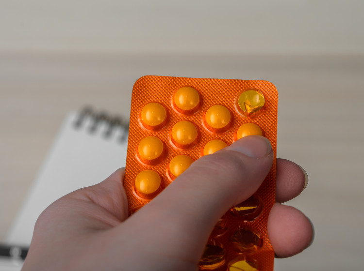 Mnoho lidí si neuvědomuje, že vstřebávání vitamínů může ovlivnit i denní doba, kdy je užívají.