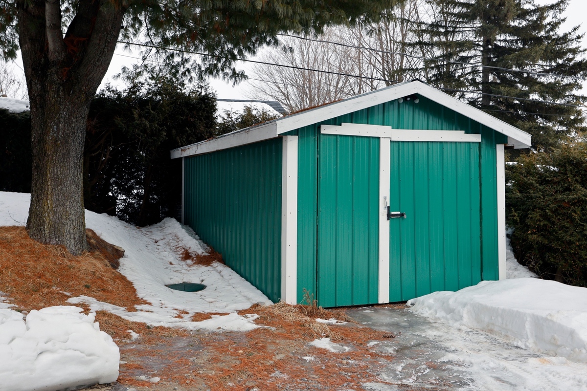 Co si můžete postavit na pozemku bez stavebního povolení? Co si můžete postavit na pozemku bez stavebního povolení?